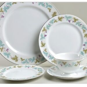 Vintage Brand Five Piece Porcelain Dish Set Of 1 placesetting.